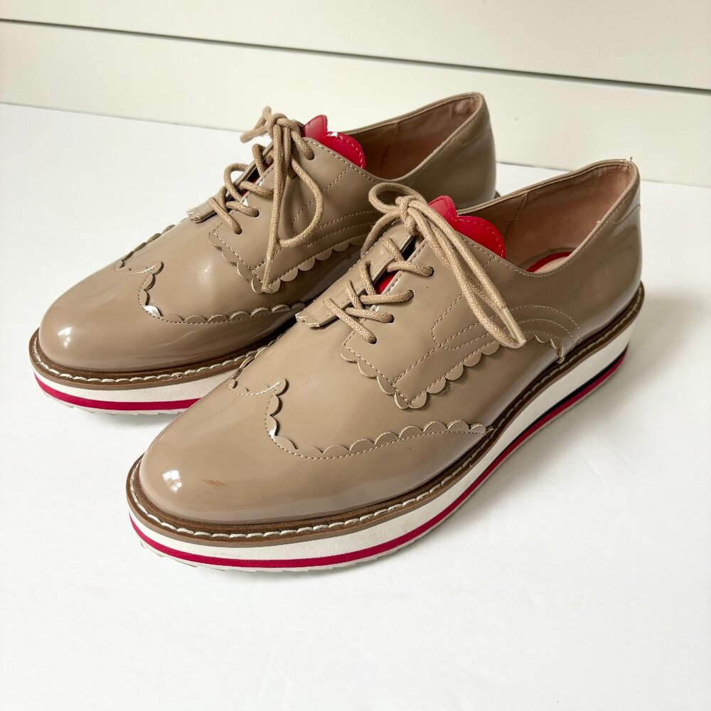 Zara Woman tan patent leather oxford shoes with red heart tongue